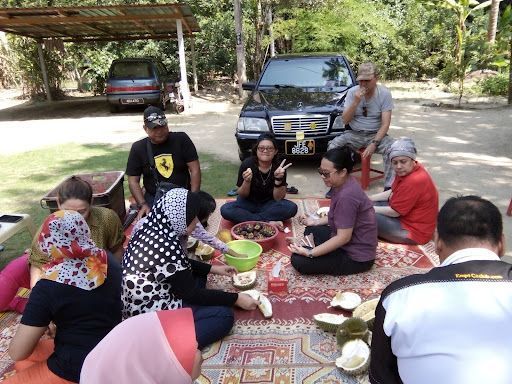Klinik Desa Kampung Poh